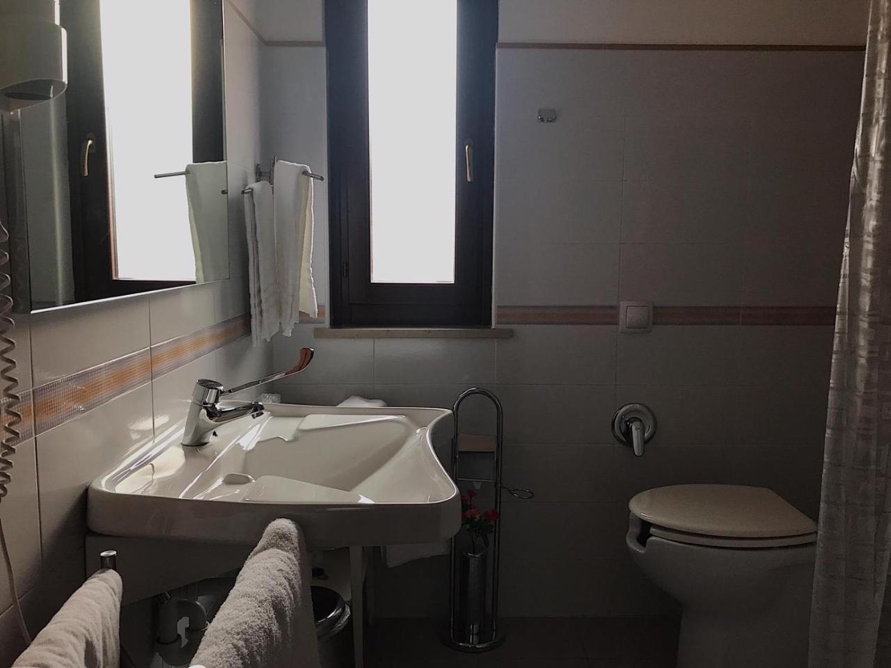 Hotel Opera' Moscufo Εξωτερικό φωτογραφία