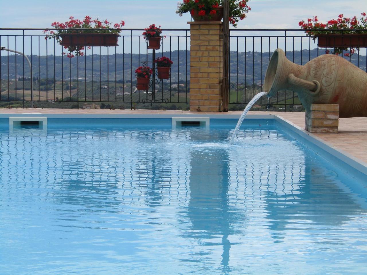 Hotel Opera' Moscufo Εξωτερικό φωτογραφία